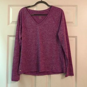 Long sleeve activewear top